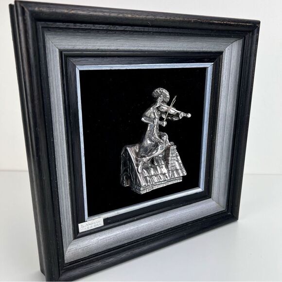 Vintage Stamped 925 Jewish Man Playing Fiddler Wall Sculpture By A Kedem Framed - Picture 2 of 12
